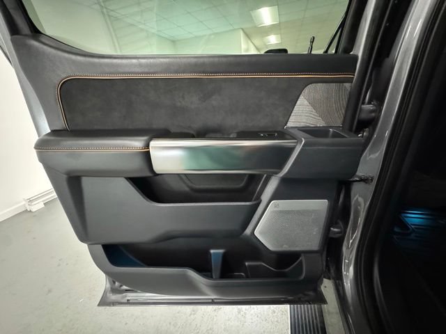 Used 2024 Ford F250 Platinum AWD/4WD image 7
