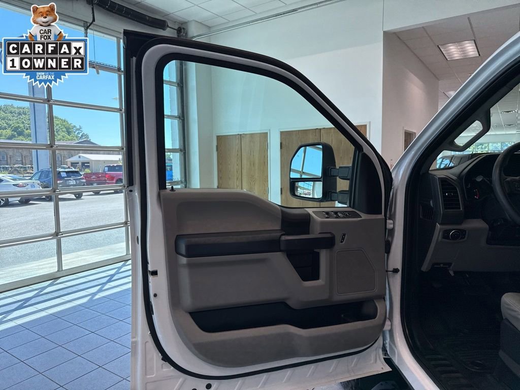 Used 2017 Ford F250 XL w/ STX Appearance Package AWD/4WD image 6