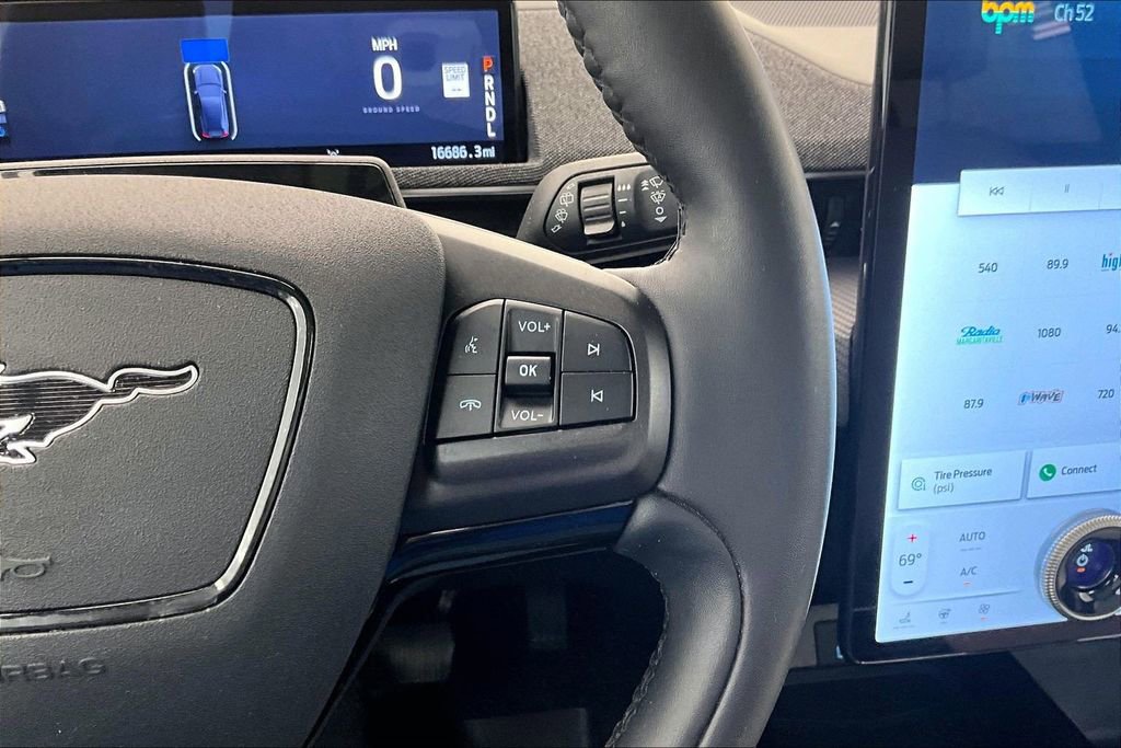 Used 2023 Ford Mustang Mach-E Premium image 19