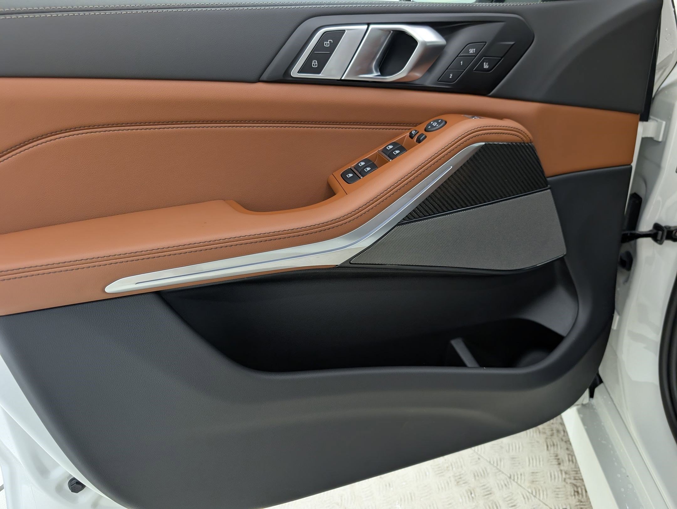 New 2026 BMW X5 M60i image 14