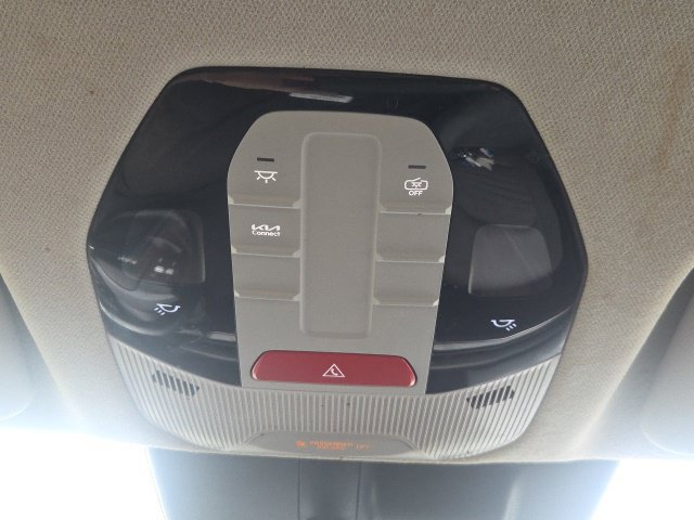 Used 2025 Kia K4 EX FWD image 21