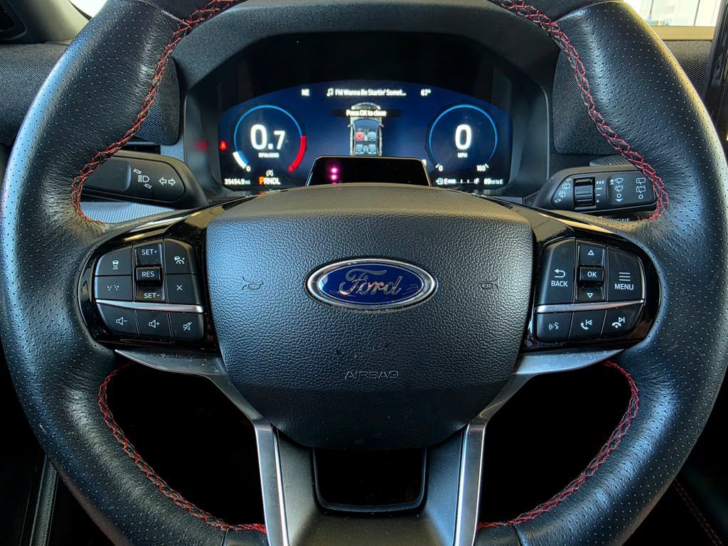 Used 2025 Ford Explorer ST-Line AWD/4WD image 28