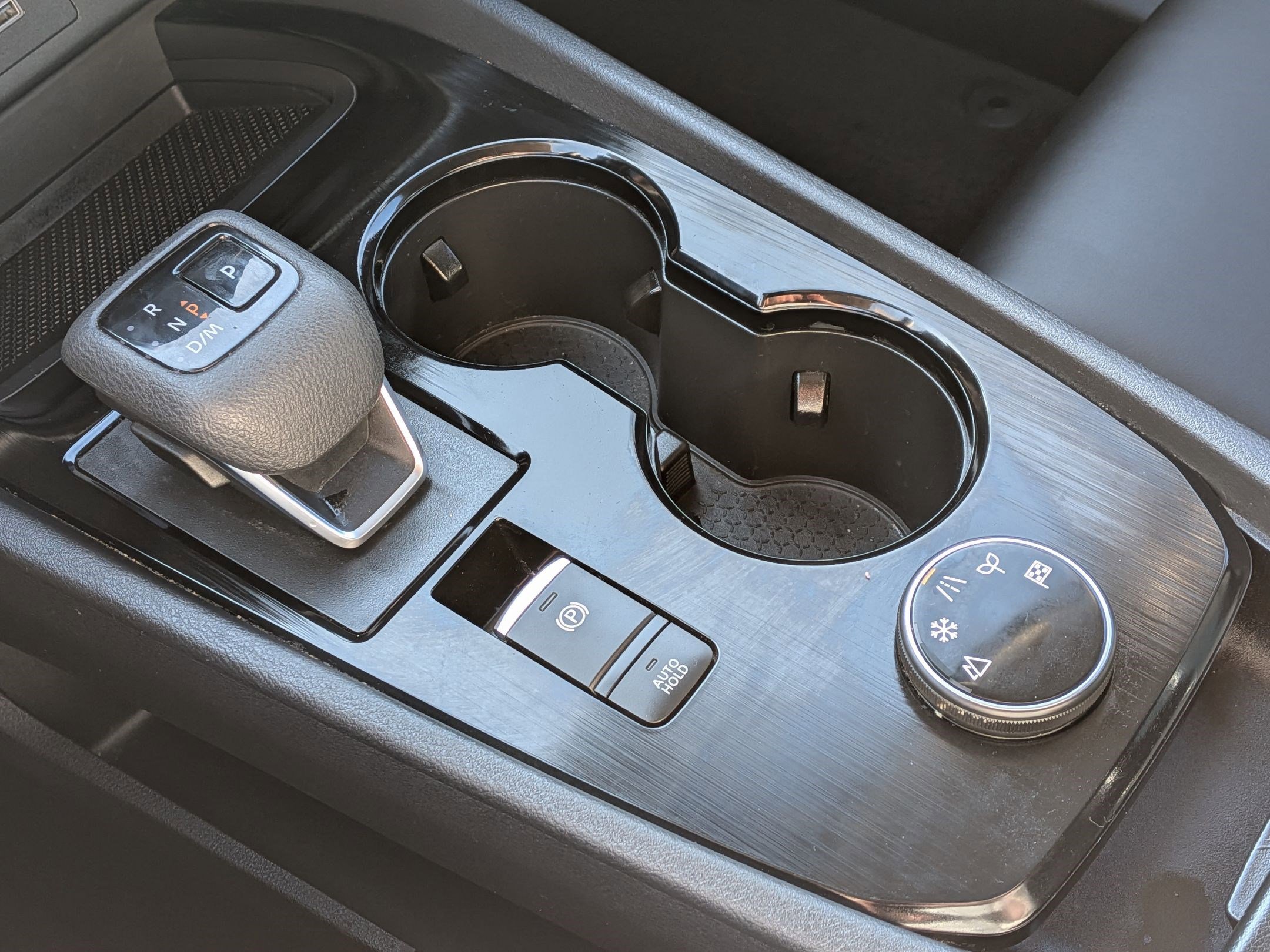 Used 2023 Nissan Rogue SV w/ SV Premium B Package image 27