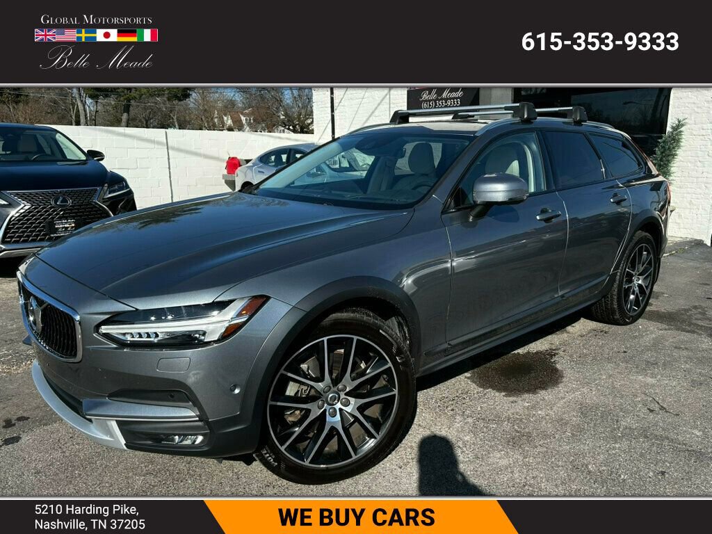Used 2018 Volvo V90 T6 Cross Country image 1