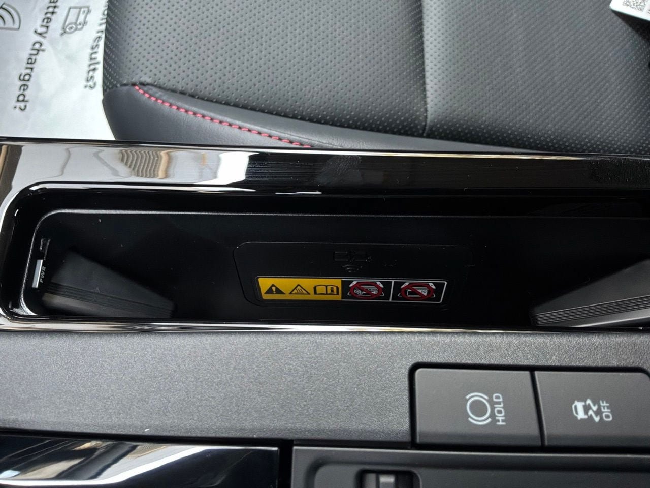 New 2026 Toyota Prius Plug-In Hybrid w/ Limited Premium Package FWD image 25