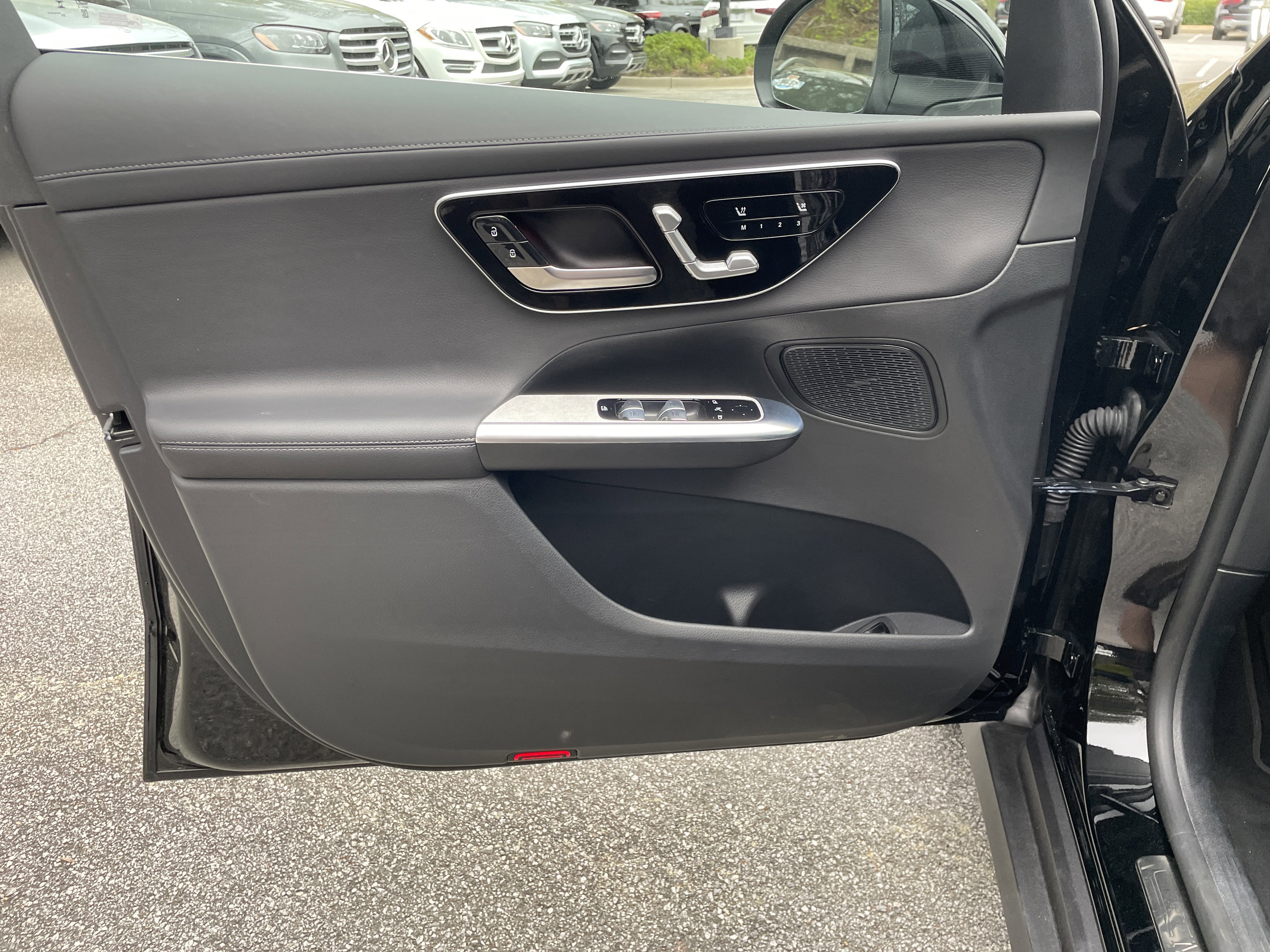 Certified 2025 Mercedes-Benz GLC 300 4MATIC image 18