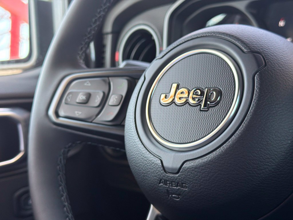 New 2027 Jeep Wrangler Unlimited Rubicon AWD/4WD image 29