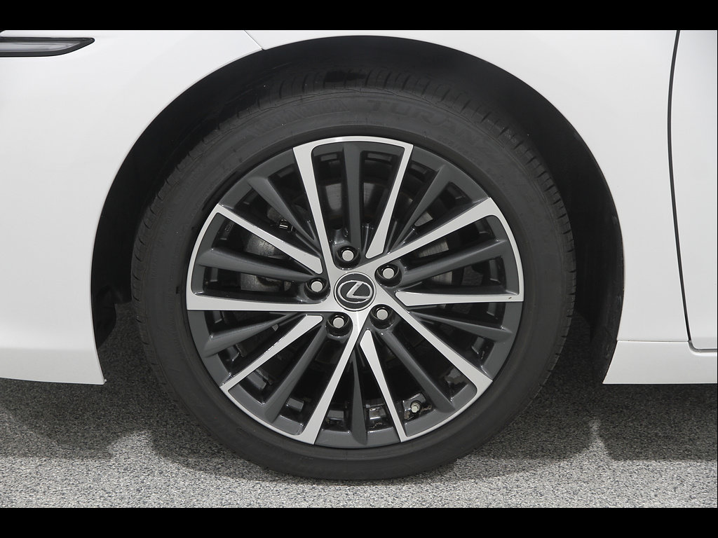 Certified 2025 Lexus ES 350 w/ Premium Package FWD image 22