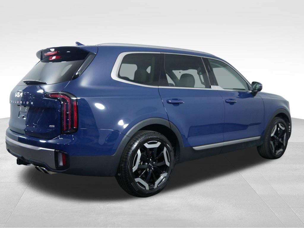 Used 2025 Kia Telluride EX X-Line AWD/4WD image 10