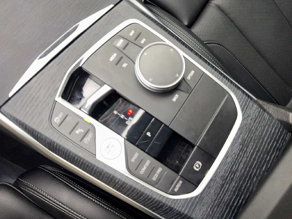 Used 2025 BMW 330i Sedan w/ Premium Package RWD image 71