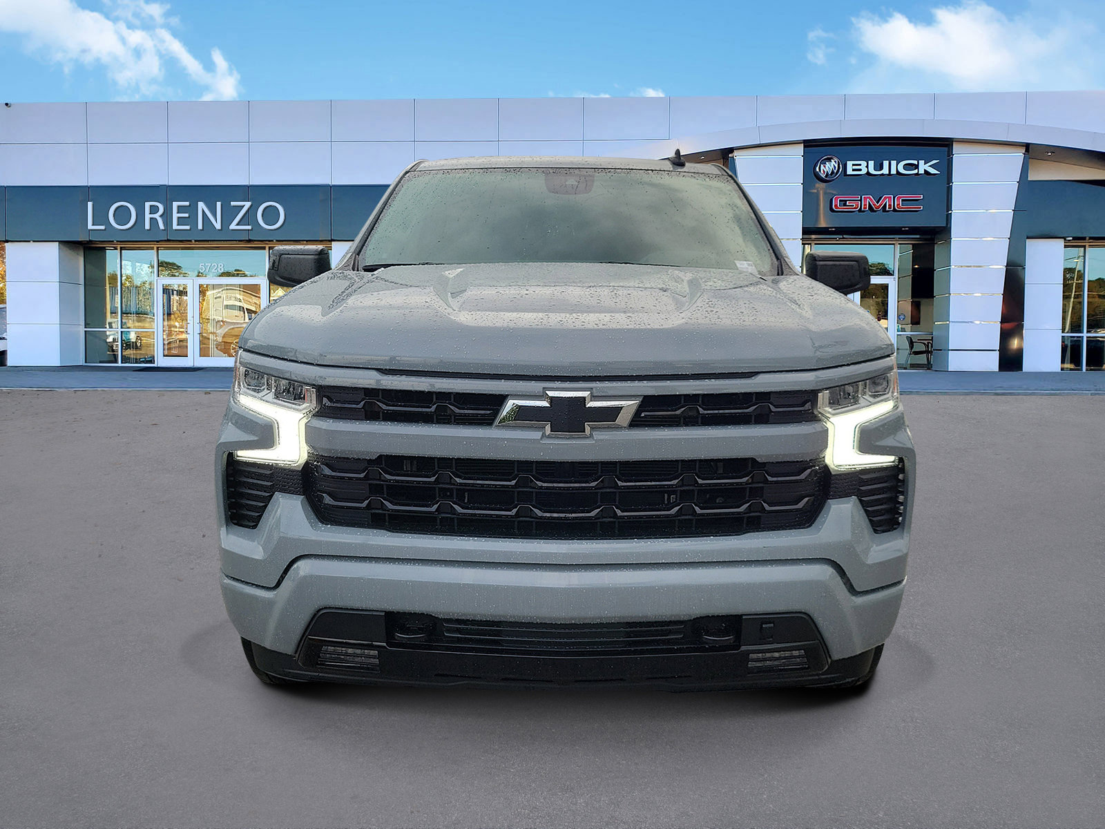 Used 2024 Chevrolet Silverado 1500 RST image 2