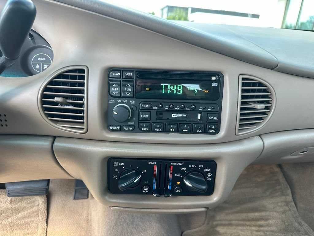 Used 2003 Buick Century Custom w/ Preferred Equipment Group 1SB FWD image 12