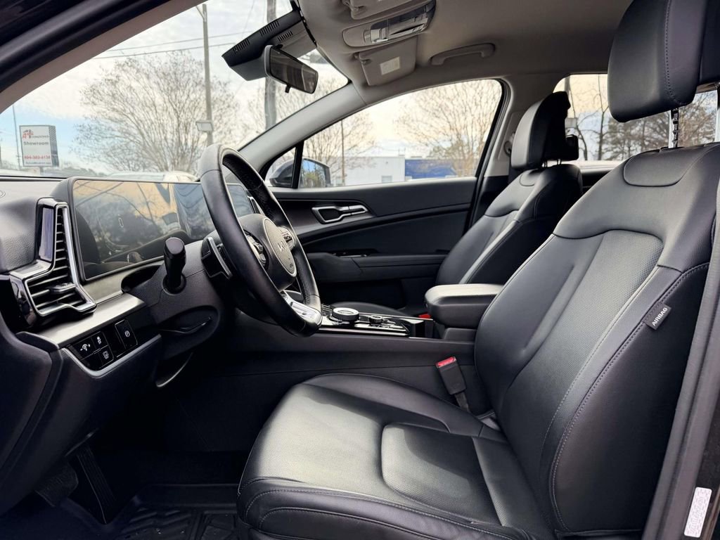 Used 2023 Kia Sportage EX image 19