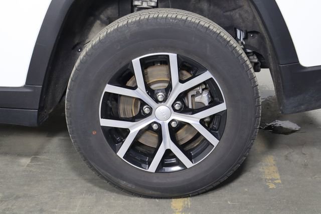 Used 2023 Jeep Grand Cherokee L Limited AWD/4WD image 43