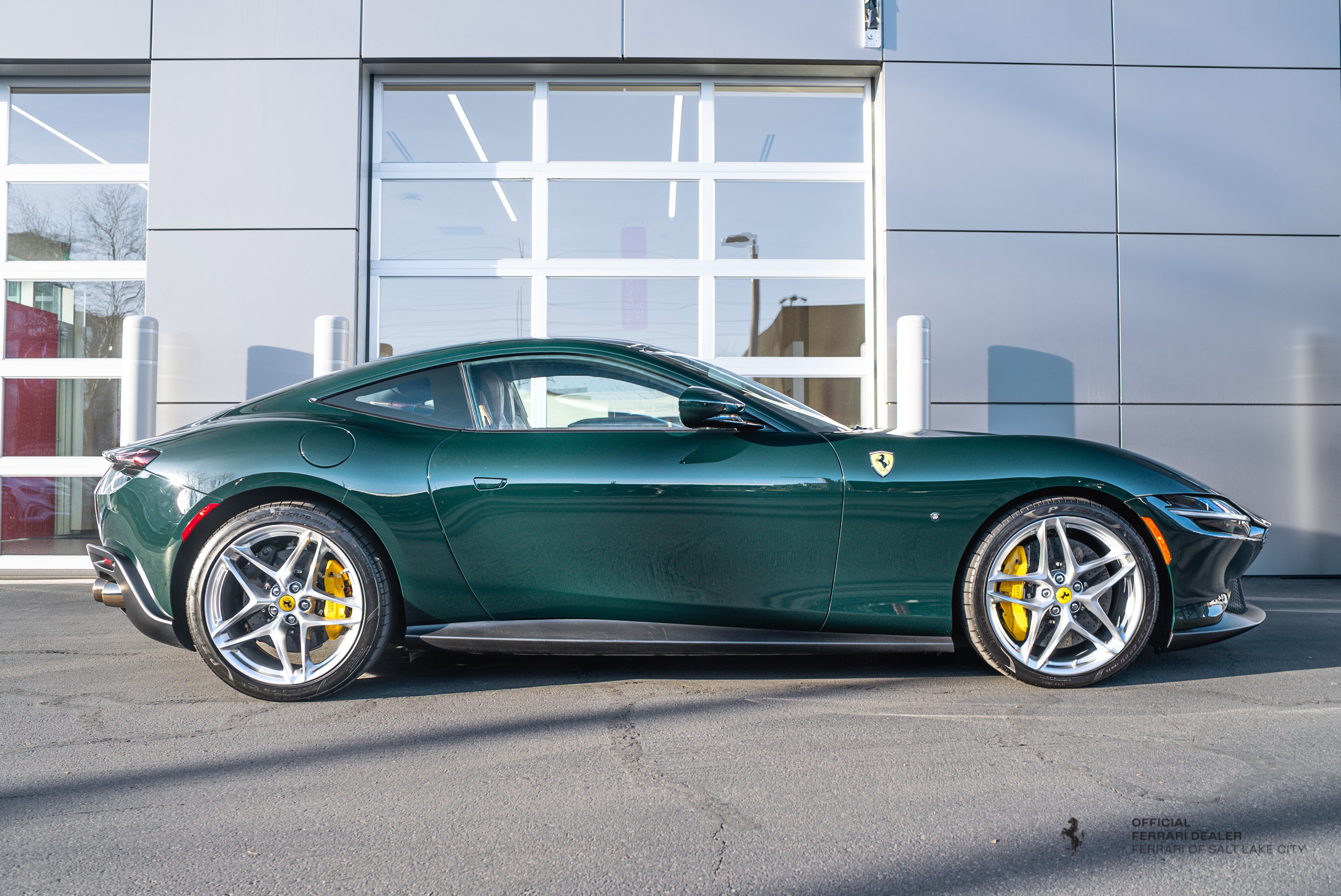 Used 2022 Ferrari Roma image 13