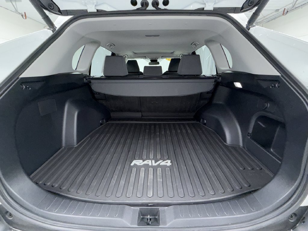 Certified 2025 Toyota RAV4 XLE w/ Convenience Package AWD/4WD image 17