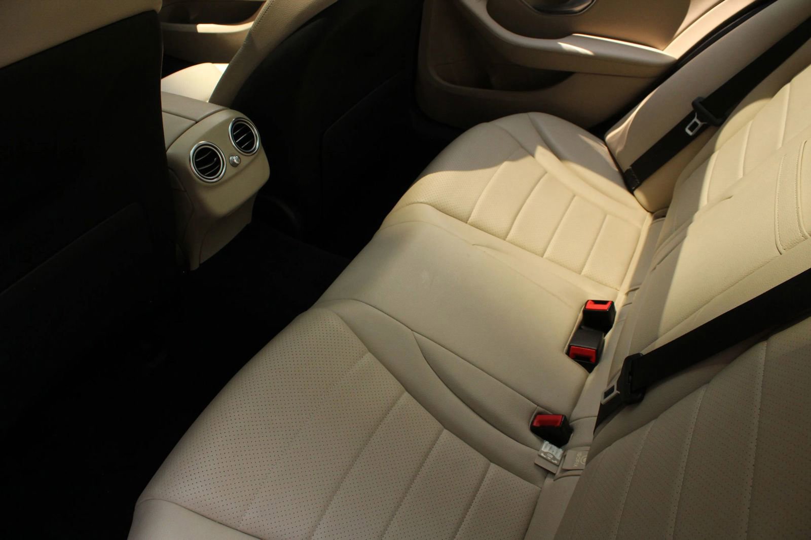 Used 2017 Mercedes-Benz C 300 4MATIC Sedan w/ Premium 1 Package image 24