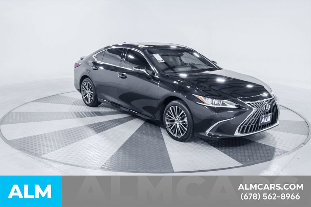 Used 2024 Lexus ES 300h w/ Premium Package image 14