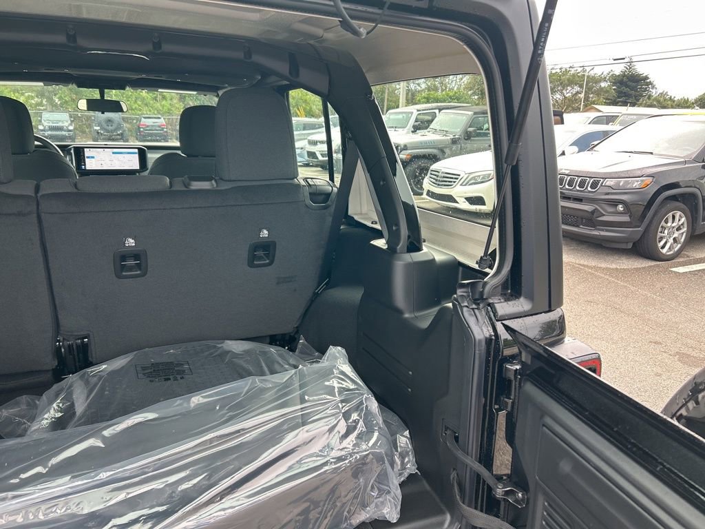 New 2026 Jeep Wrangler Unlimited Sport AWD/4WD image 31