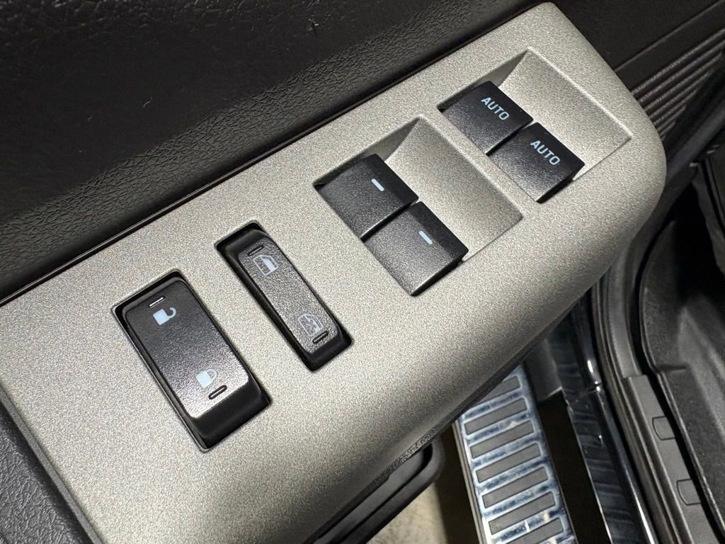 Used 2016 Ford F250 Lariat w/ Lariat Ultimate Package image 22