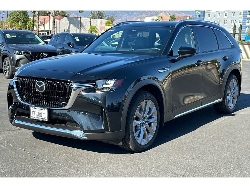 Certified 2025 MAZDA CX-90 3.3 Turbo w/ Premium Plus Pkg image 2