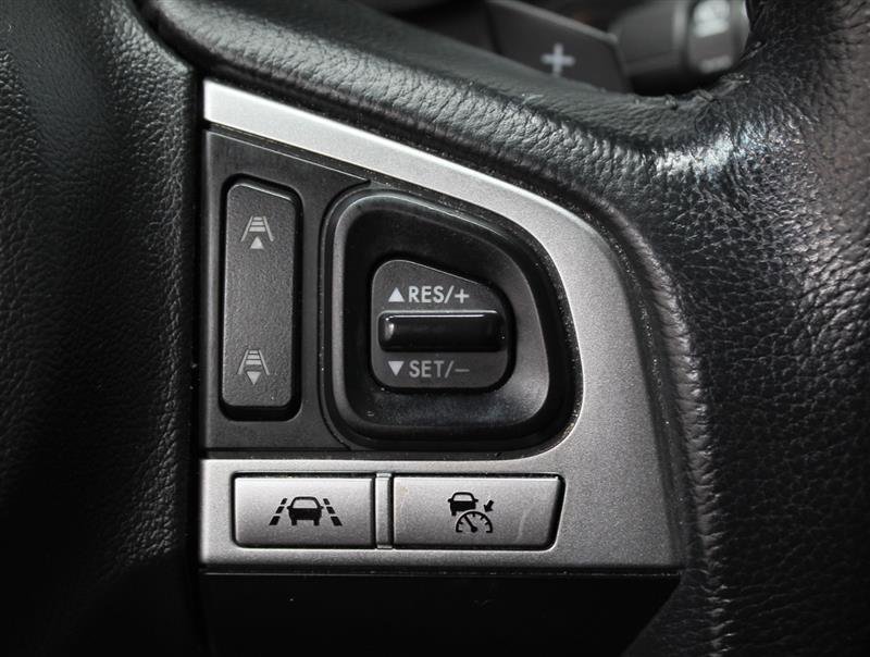 Used 2017 Subaru Outback 2.5i Limited image 12