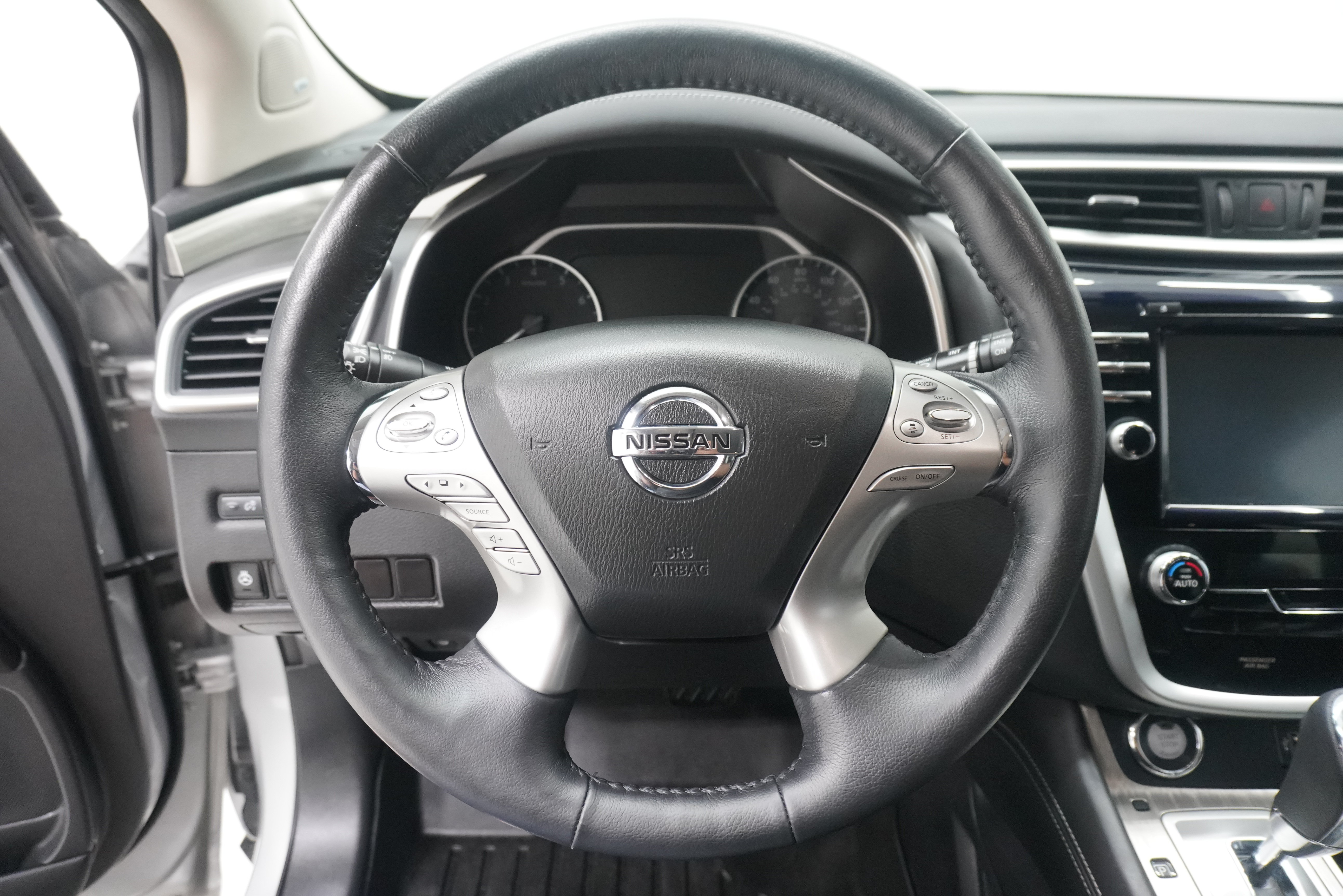 Used 2018 Nissan Murano Platinum FWD image 19