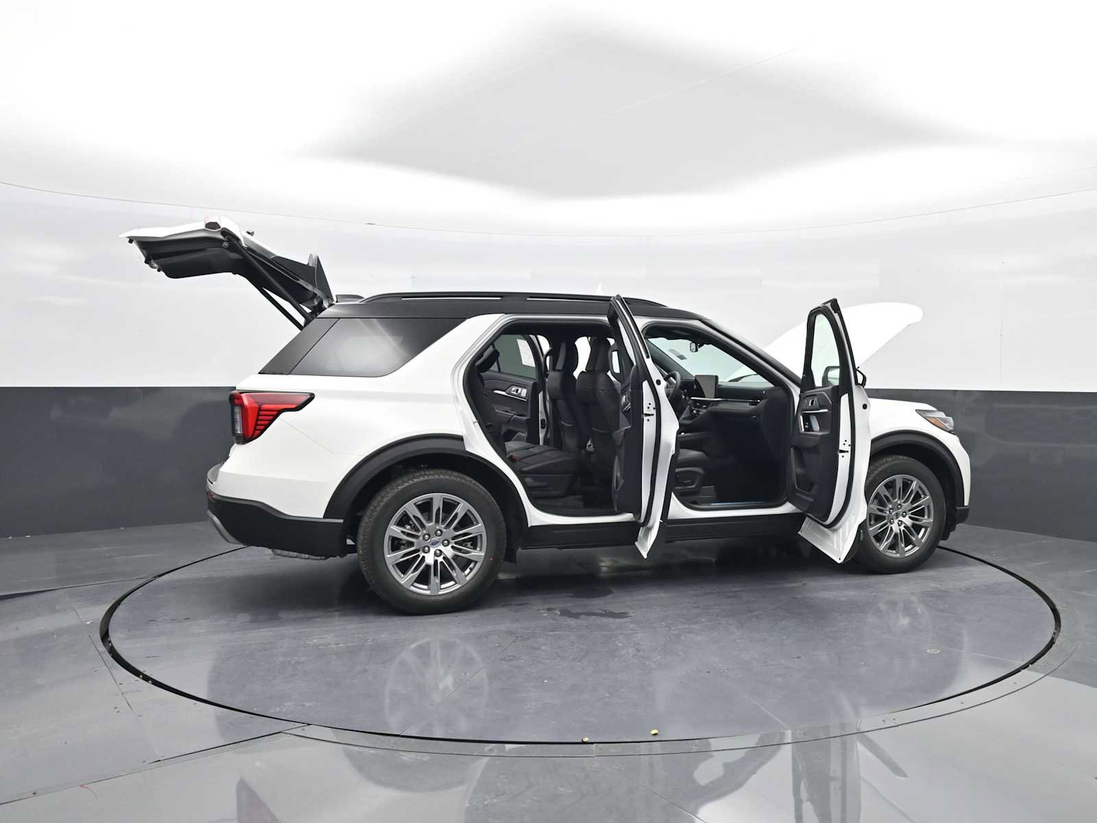 New 2026 Ford Explorer Platinum image 68