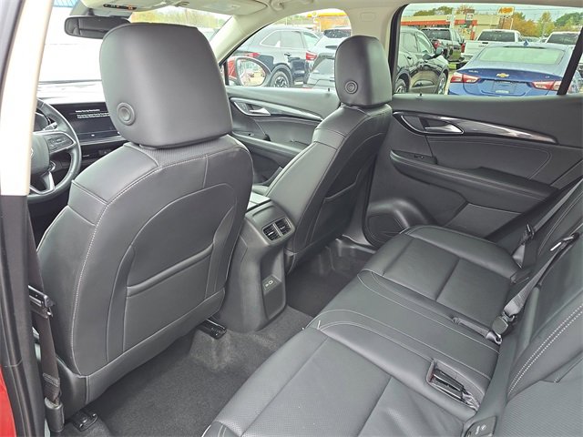 Used 2023 Buick Envision Essence image 24