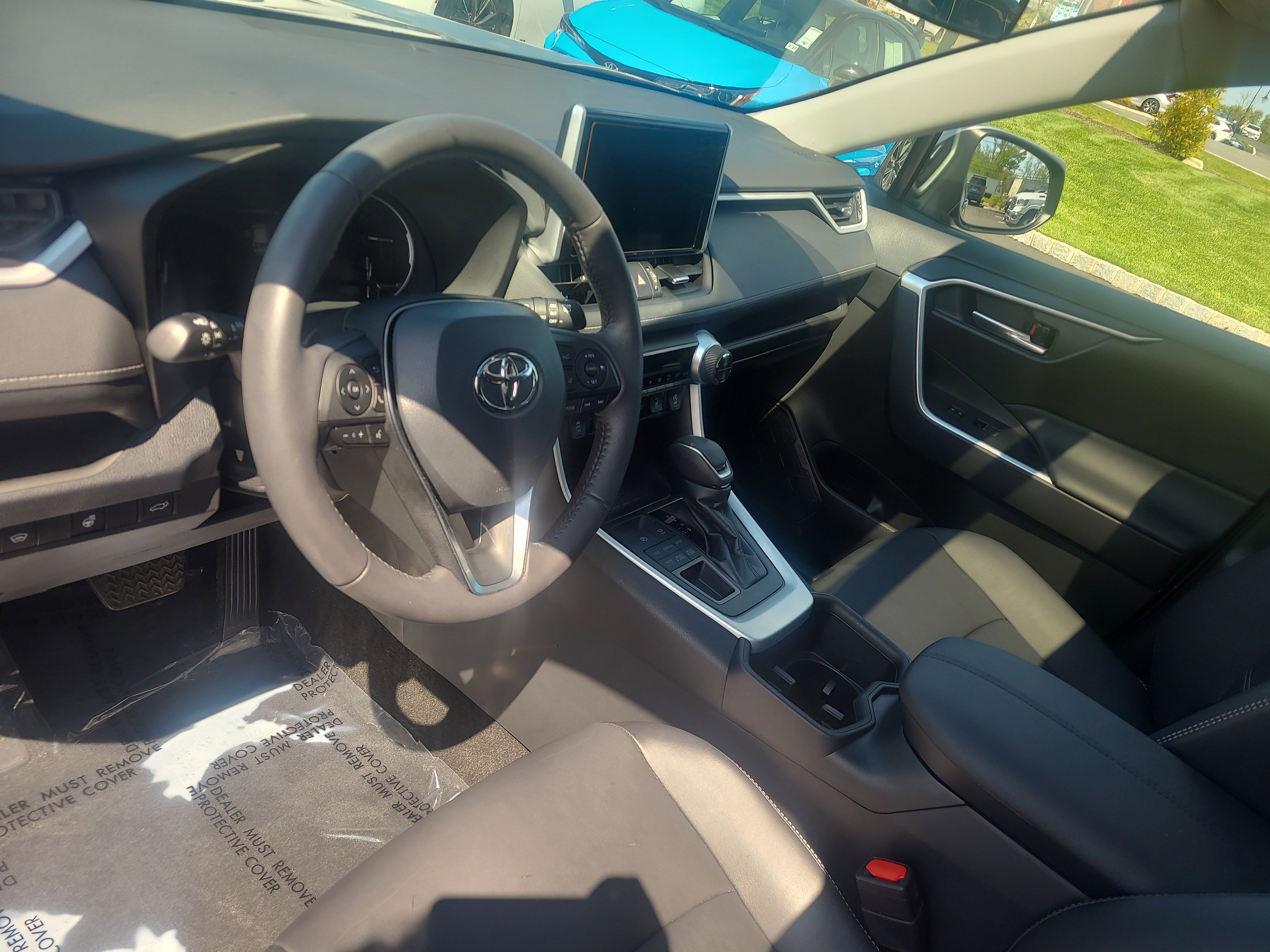 Certified 2023 Toyota RAV4 XLE Premium AWD/4WD image 15