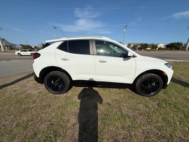 Used 2024 Buick Encore GX Sport Touring w/ Comfort Package image 8