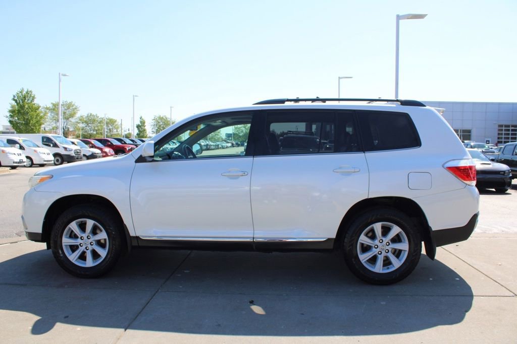 Used 2013 Toyota Highlander SE AWD/4WD image 4