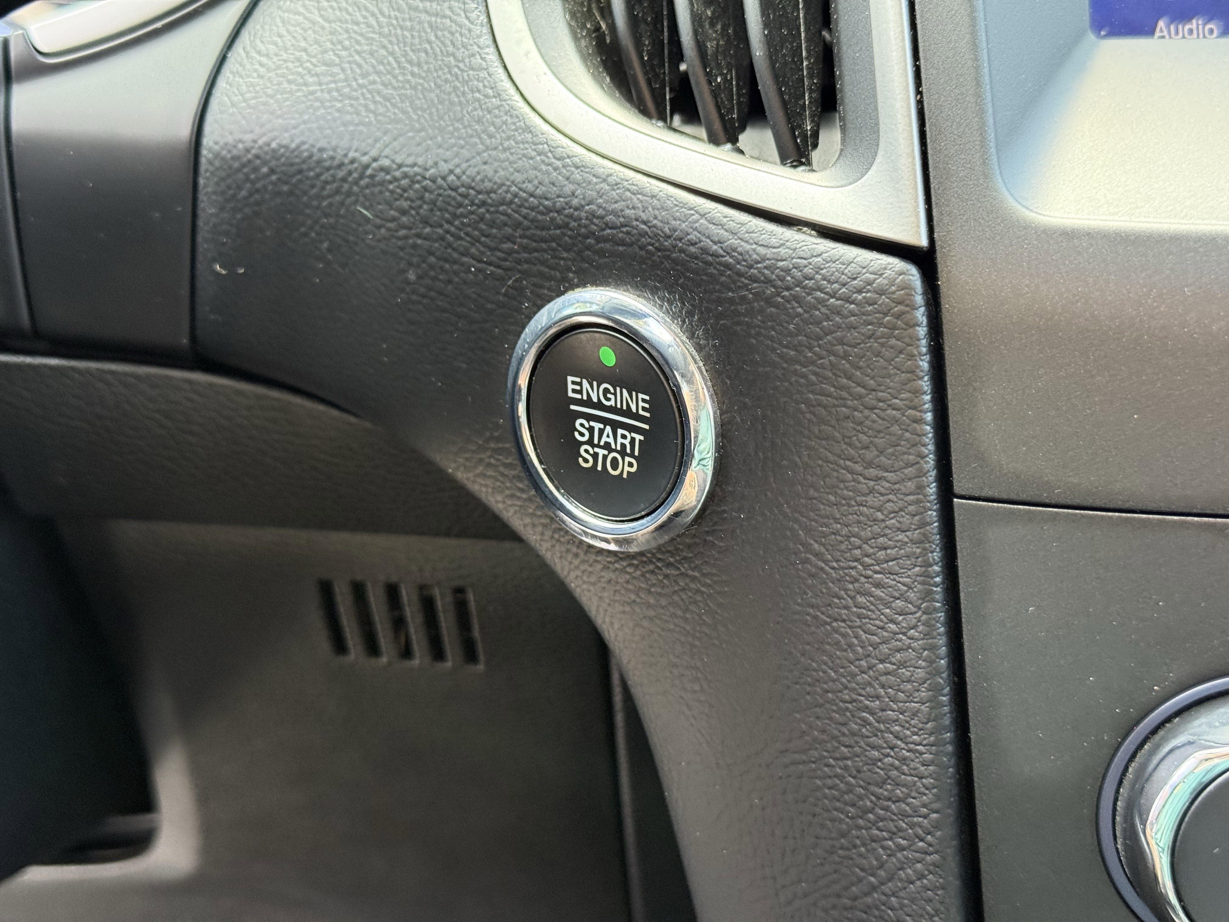 Used 2020 Ford Edge SEL w/ Convenience Package image 24