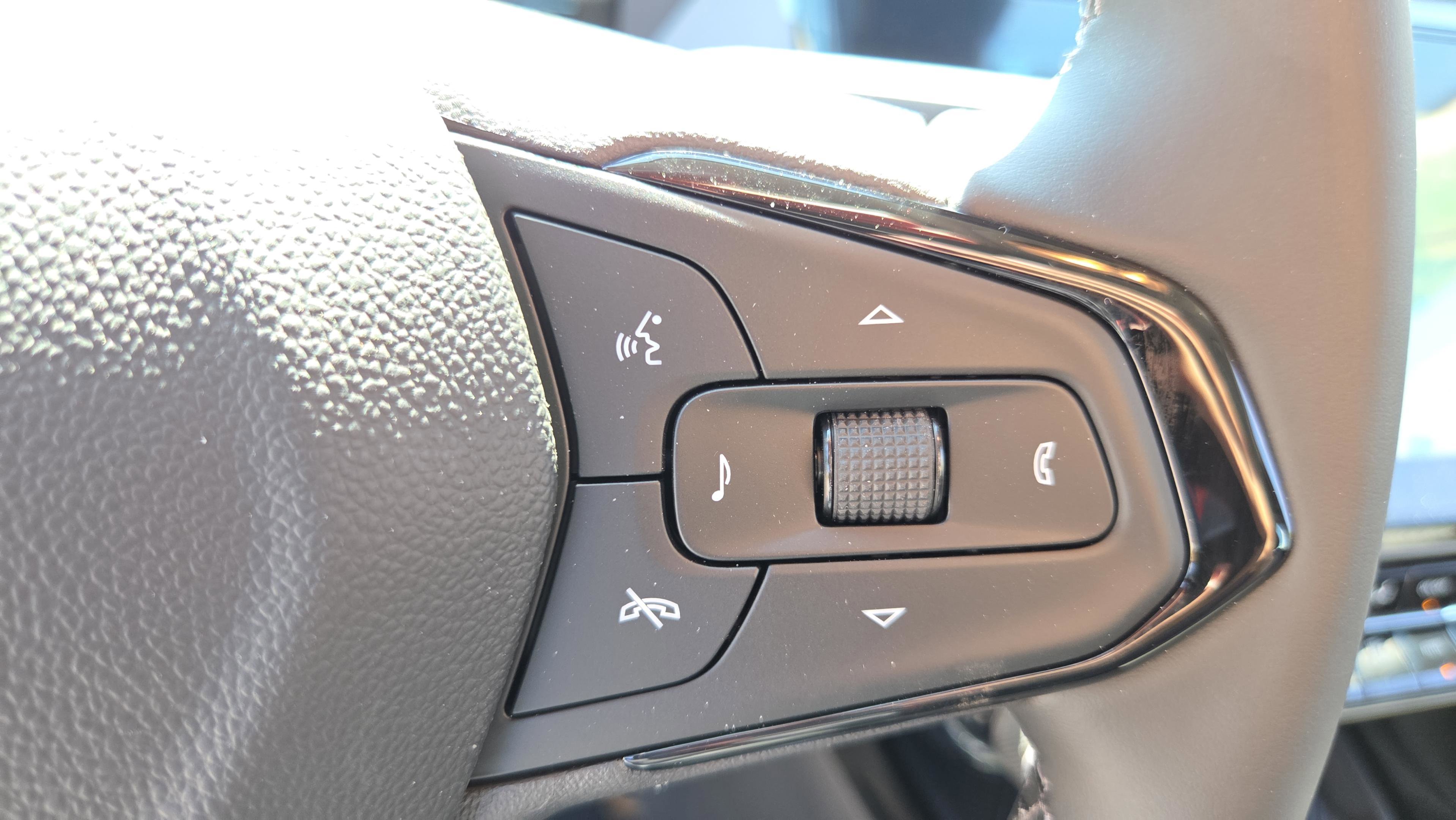 New 2027 Chevrolet Bolt LT image 25