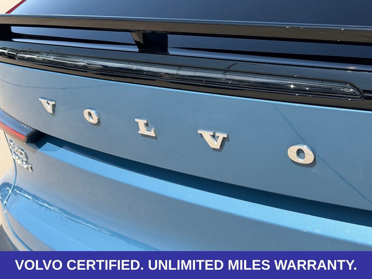 Certified 2024 Volvo C40 P8 Recharge Plus w/ Climate Package AWD/4WD image 10