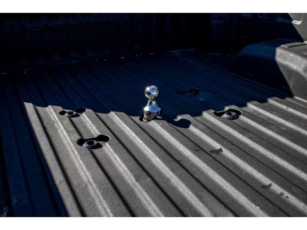 Used 2023 GMC Sierra 3500 Denali image 12