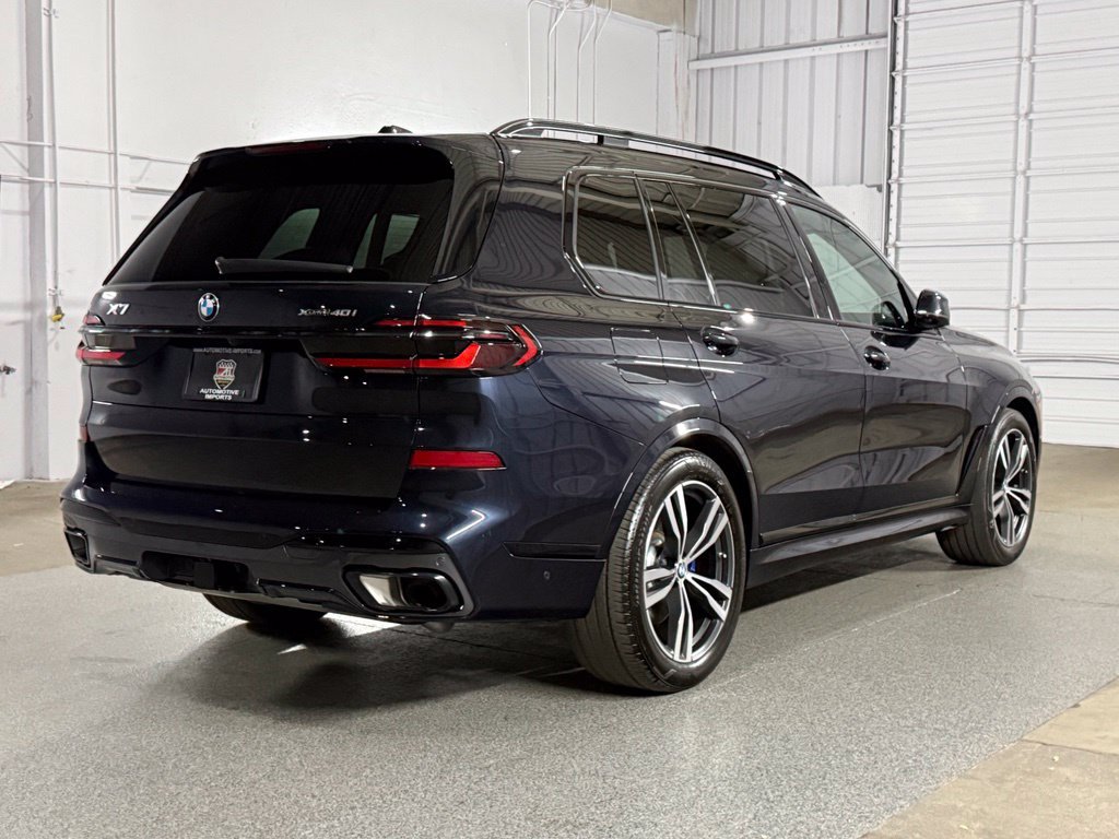 Used 2025 BMW X7 xDrive40i w/ Executive Package AWD/4WD image 9