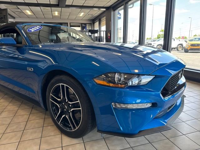 Certified 2021 Ford Mustang GT Premium w/ Equipment Group 401A RWD image 3