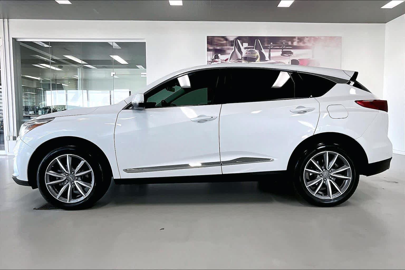 Used 2021 Acura RDX AWD w/ Technology Package image 3