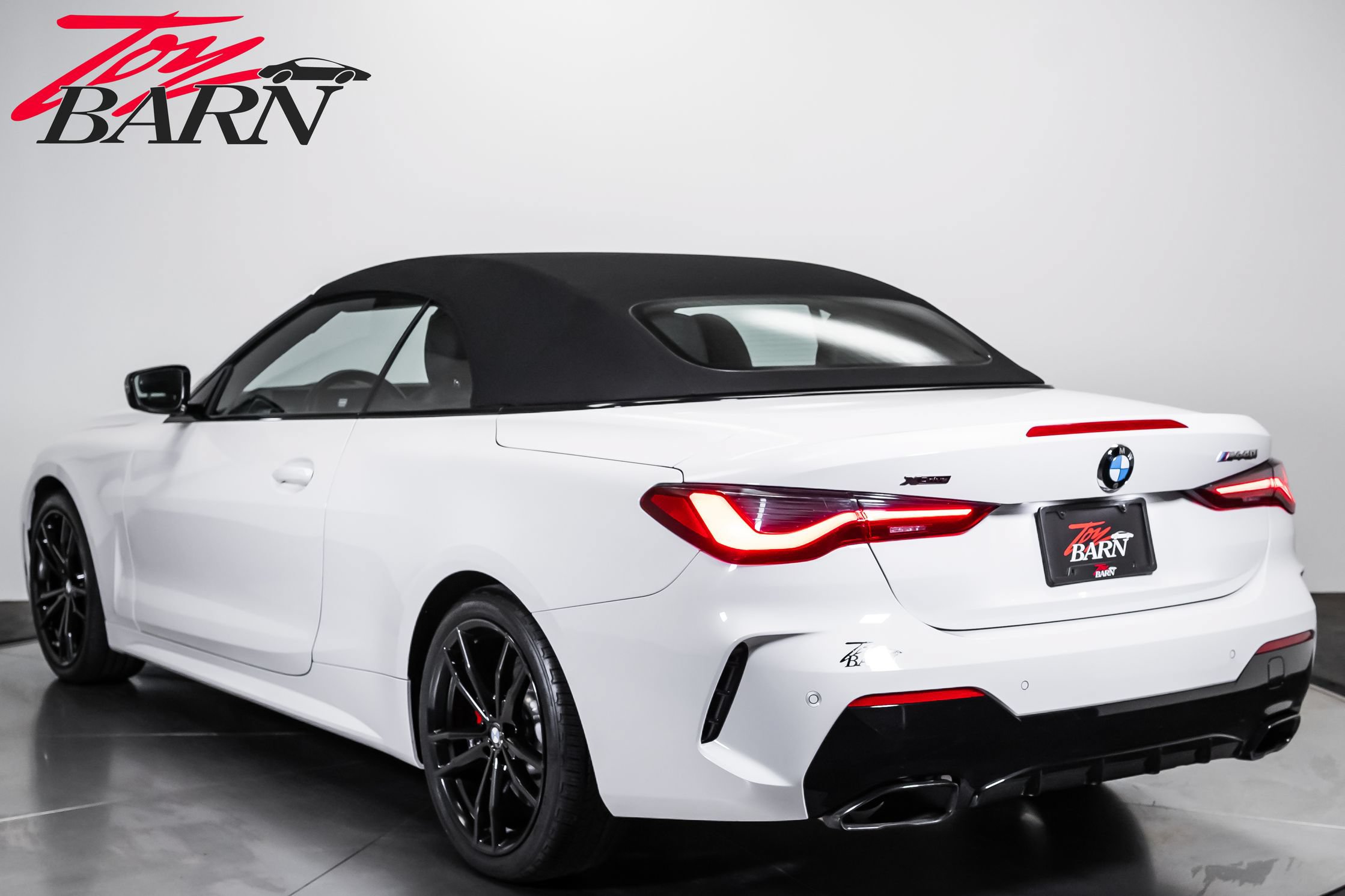 Used 2024 BMW 440i xDrive Convertible w/ Premium Package AWD/4WD image 11