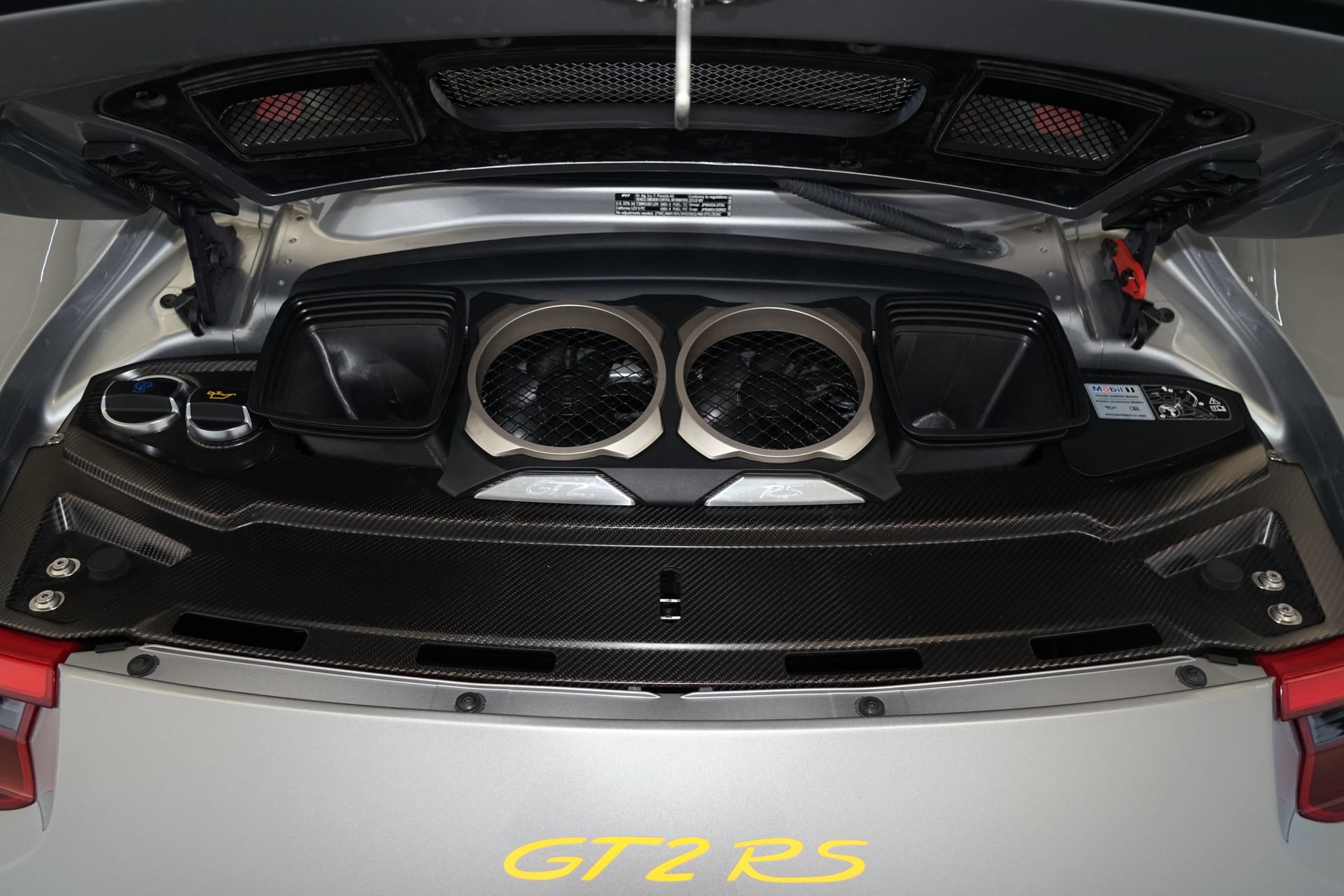 Used 2018 Porsche 911 GT2 RS RWD image 43