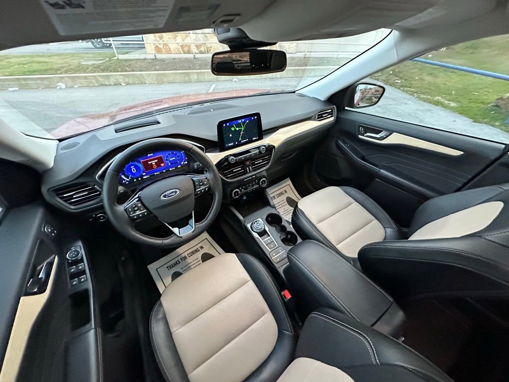 Used 2022 Ford Escape Titanium w/ Titanium Elite Package image 15