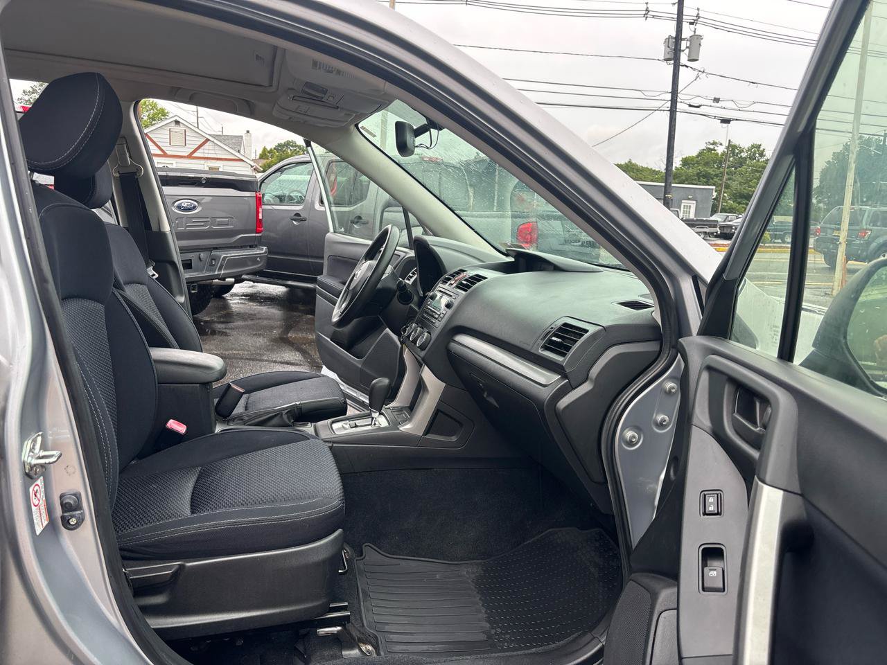 Used 2015 Subaru Forester 2.5i Premium w/ Popular Package #2 AWD/4WD image 13