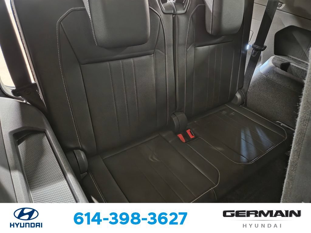 Used 2024 Volkswagen Tiguan SE R-Line FWD image 18