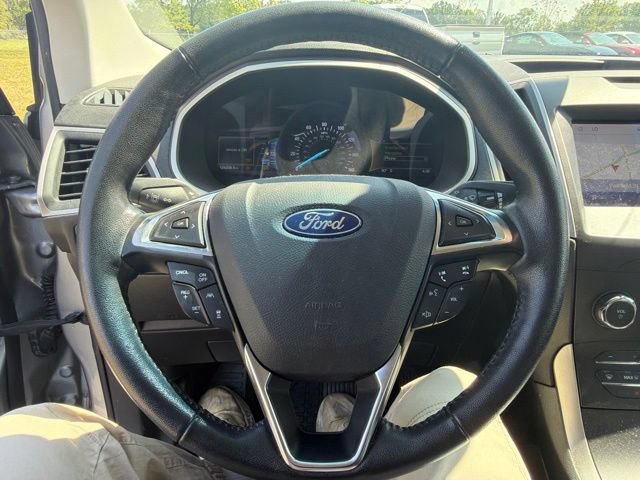 Used 2020 Ford Edge SEL FWD image 41