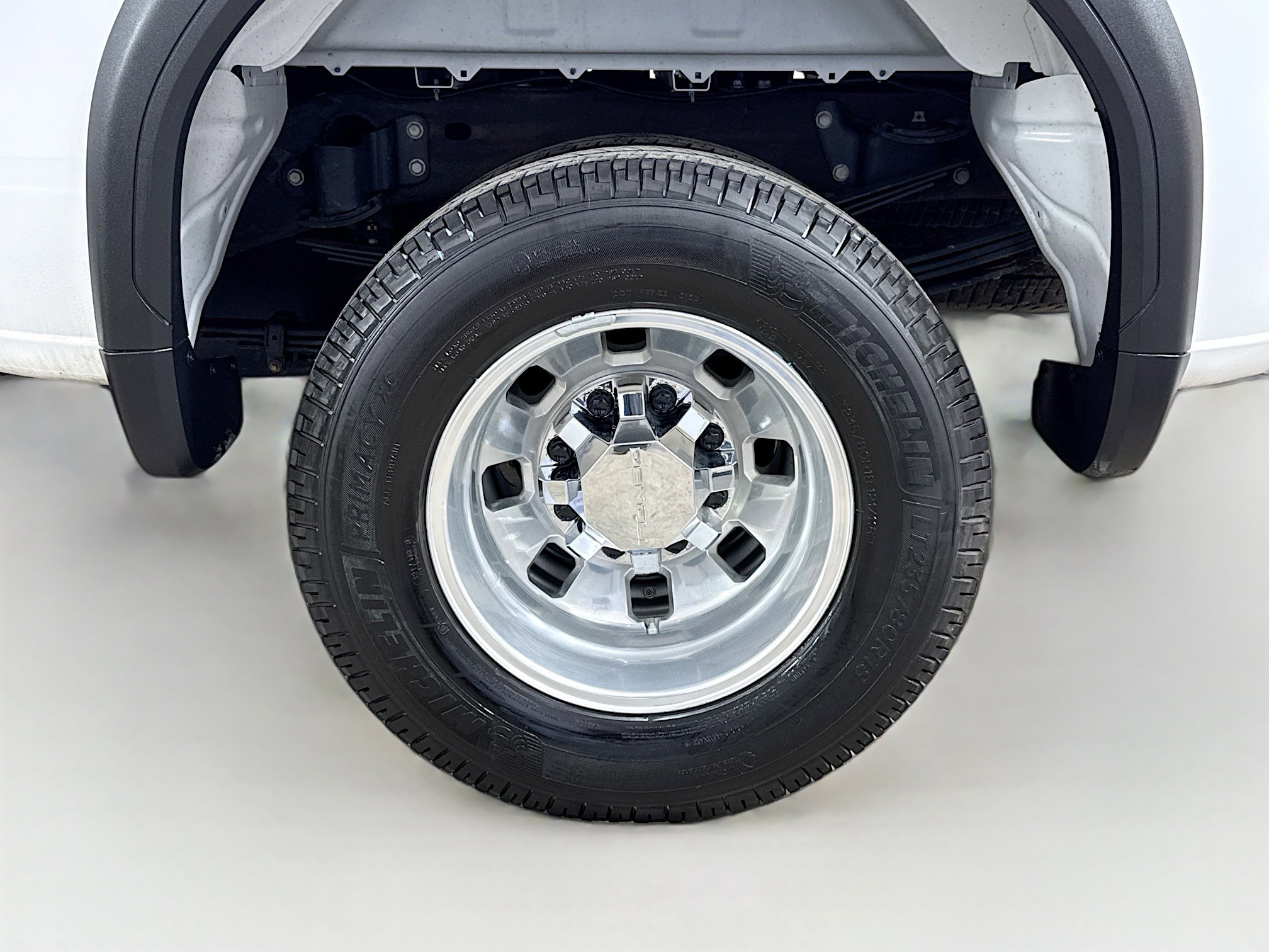 Used 2025 GMC Sierra 3500 Denali w/ Denali Reserve Package AWD/4WD image 33