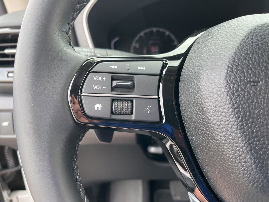 Certified 2025 Honda Pilot EX-L image 20