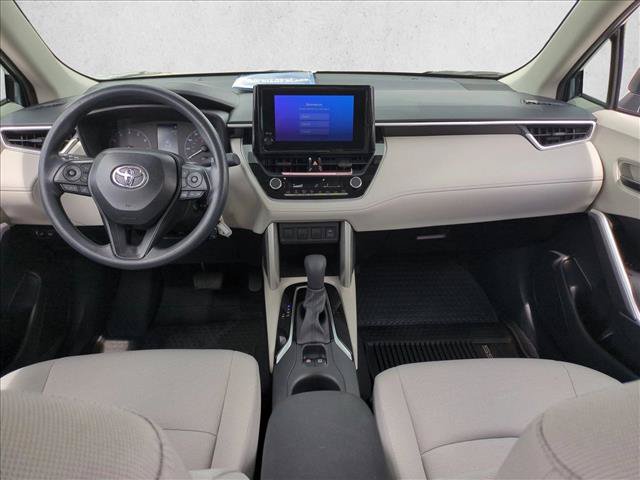 Certified 2025 Toyota Corolla Cross L FWD image 17