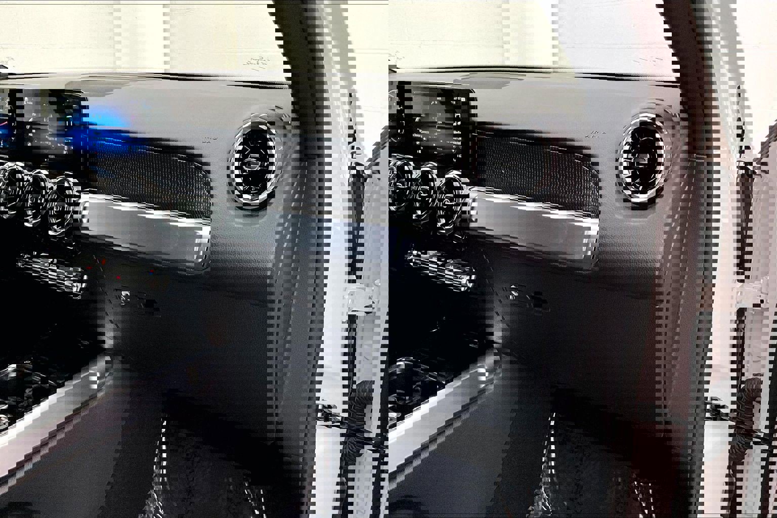 Certified 2022 Mercedes-Benz GLB 250 image 20