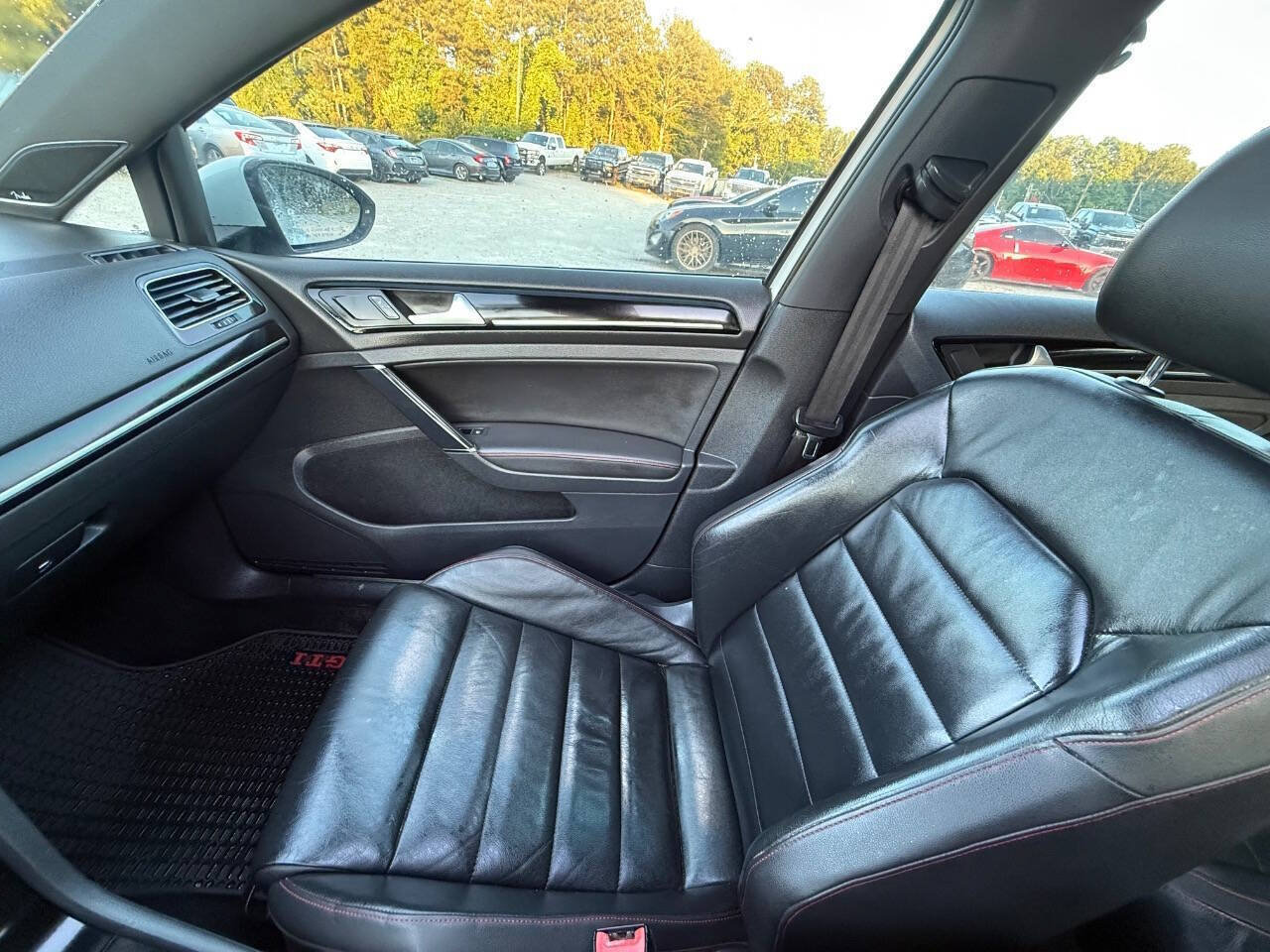 Used 2015 Volkswagen GTI SE w/ Lighting Package (SEL) FWD image 24
